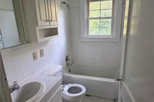 607 W Main St, Pilot Mountain, NC 27041 - Photo 20