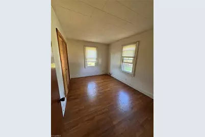 200 W King Street, King, NC 27021 - Photo 2