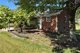 200 W King St, King, NC 27021 - Photo 4