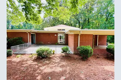 1031 Country Lane, Winston-Salem, NC 27107 - Photo 2