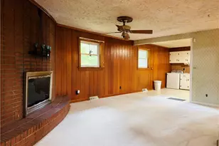 1031 Country Ln, Winston-Salem, NC 27107 - Photo 20