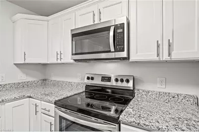 3902 Fairall Drive, Greensboro, NC 27401 - Photo 6