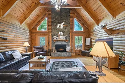 2235 Buck Mountain Road, Purlear, NC 28665 - Photo 4