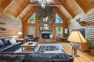 2235 Buck Mountain Rd, Purlear, NC 28665 - Photo 4