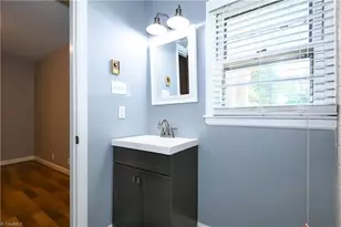 4025 Sedgewood Ln, Greensboro, NC 27407 - Photo 28