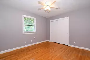 4025 Sedgewood Ln, Greensboro, NC 27407 - Photo 14
