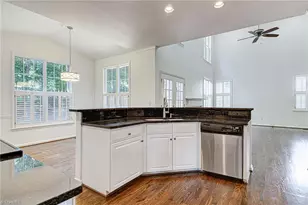 5 Crab Tree Ct, Greensboro, NC 27455 - Photo 10