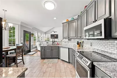 6625 Barton Creek Drive, Whitsett, NC 27377 - Photo 8
