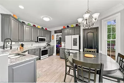 6625 Barton Creek Drive, Whitsett, NC 27377 - Photo 10