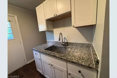 3410 Summit Avenue #A, Greensboro, NC 27405 - Photo 10