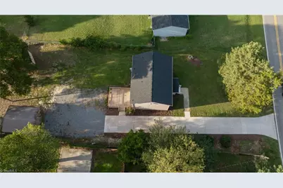 4505 Southern Webbing Mill Road, Greensboro, NC 27405 - Photo 10