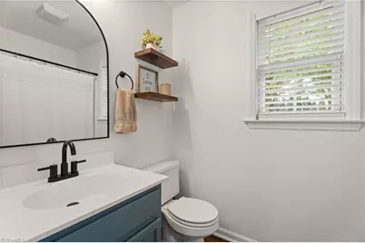 2446 Somerset Place Drive, Winston-Salem, NC 27103 - Photo 14