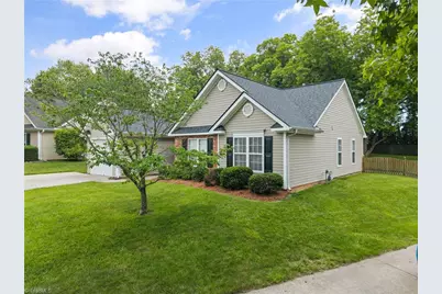 2446 Somerset Place Drive, Winston-Salem, NC 27103 - Photo 2
