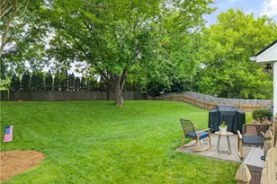 2446 Somerset Pl Dr, Winston-Salem, NC 27103 - Photo 22