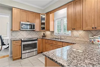 404 Drexmore Court, Winston-Salem, NC 27103 - Photo 12