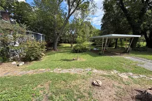 951 Newsome St, Mount Airy, NC 27030 - Photo 22