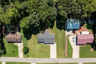725 Beech St, Yadkinville, NC 27055 - Photo 4