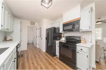 725 Beech Street, Yadkinville, NC 27055 - Photo 14