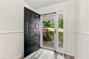 370 Tamworth Dr, Clemmons, NC 27012 - Photo 6