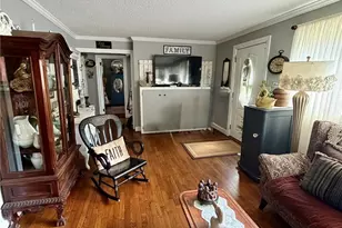 113 Hardy St, Jonesville, NC 28642 - Photo 8