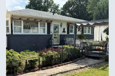 113 Hardy Street, Jonesville, NC 28642 - Photo 2