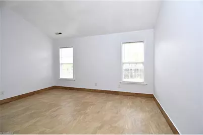 205 Lasalle Way, Greensboro, NC 27406 - Photo 6