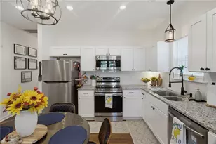 1305 Whitsett St, Burlington, NC 27215 - Photo 10