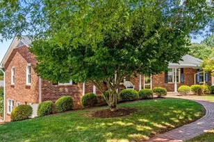 5961 Cottonwood Ln, Clemmons, NC 27103 - Photo 2