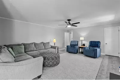 5961 Cottonwood Lane, Clemmons, NC 27103 - Photo 6