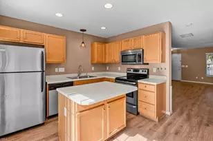 41 Tannenbaum Cir, Greensboro, NC 27410 - Photo 14