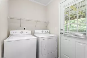 1054 Sutton Rd, Greensboro, NC 27406 - Photo 14