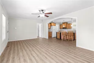 1054 Sutton Rd, Greensboro, NC 27406 - Photo 8
