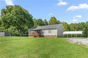 1054 Sutton Rd, Greensboro, NC 27406 - Photo 2