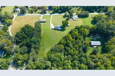 1054 Sutton Road, Greensboro, NC 27406 - Photo 36
