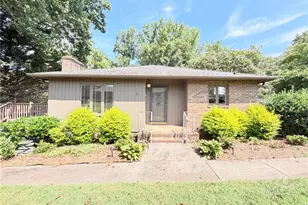 200 Ridgelea Ct, Winston-Salem, NC 27104 - Photo 1