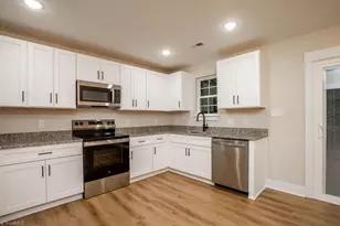 1045 W Holly Hill Rd, Thomasville, NC 27360 - Photo 6