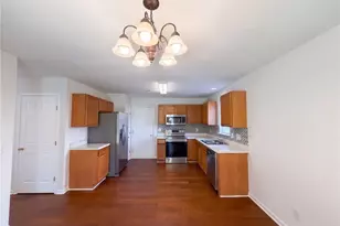 1913 Foust Rd, Greensboro, NC 27405 - Photo 2