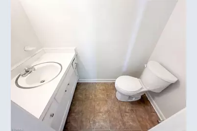 2605 Lamroc Road, Greensboro, NC 27407 - Photo 16