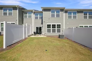1262 Evelynnview Ln, Kernersville, NC 27284 - Photo 32