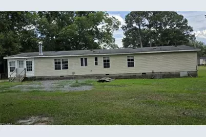503 Hillsboro Street, Mount Olive, NC 28365 - Photo 2