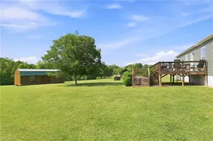 440 Spring Rd, Reidsville, NC 27320 - Photo 32