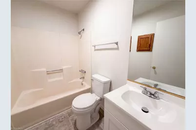 805 Brickwood Court, Winston-Salem, NC 27127 - Photo 10