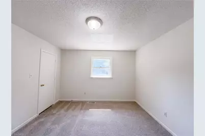 805 Brickwood Court, Winston-Salem, NC 27127 - Photo 8