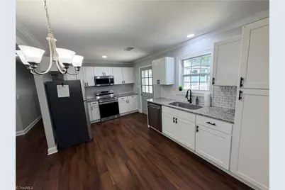 3950 Cole Avenue, High Point, NC 27265 - Photo 4