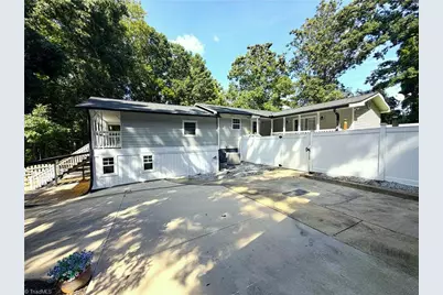 3950 Cole Avenue, High Point, NC 27265 - Photo 32