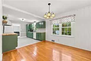 1407 Bolton St, Winston-Salem, NC 27103 - Photo 10