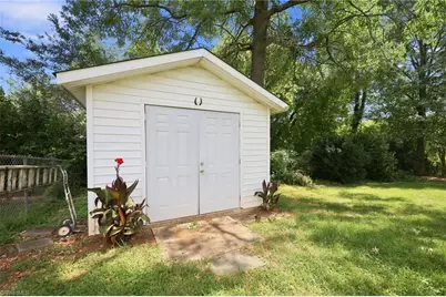 1407 Bolton Street, Winston-Salem, NC 27103 - Photo 44