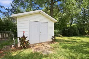 1407 Bolton St, Winston-Salem, NC 27103 - Photo 44