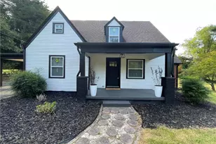 130 Greenway Dr, Mount Airy, NC 27030 - Photo 1