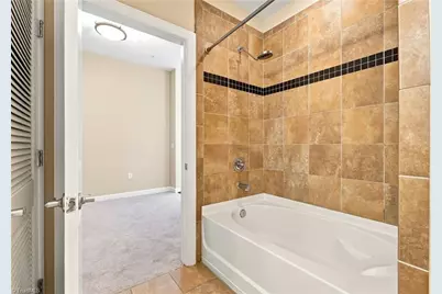 201 Elm Street #802, Greensboro, NC 27401 - Photo 12